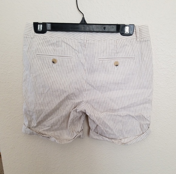 Theory Stripes Bermuda Short - Picture 5 of 5